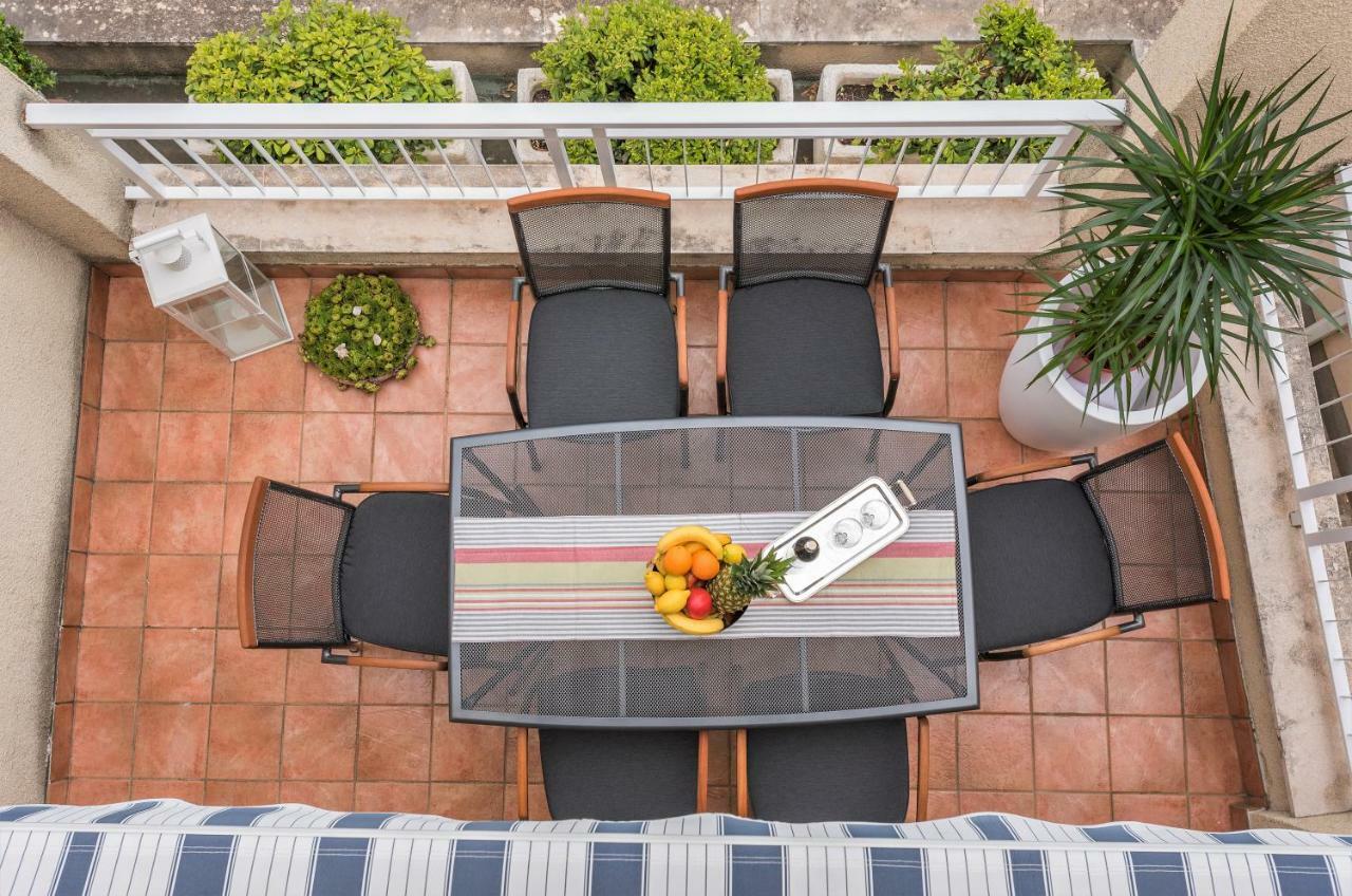 Andor - Lux, Two Beautiful Terraces With Sea & Sunset View Apartment Makarska Bagian luar foto